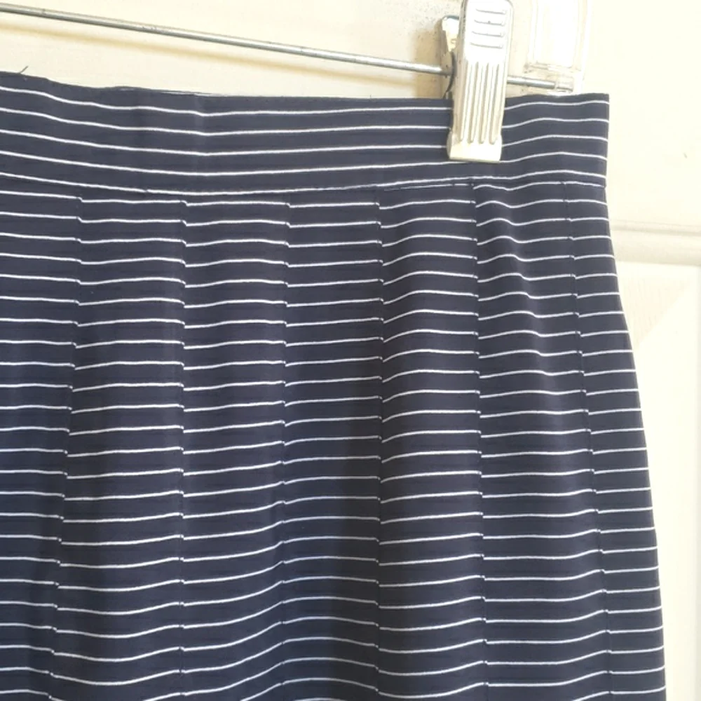 Vintage Navy White Stripe Pleated A-Line Skirt Nautical Preppy Mid-Length M